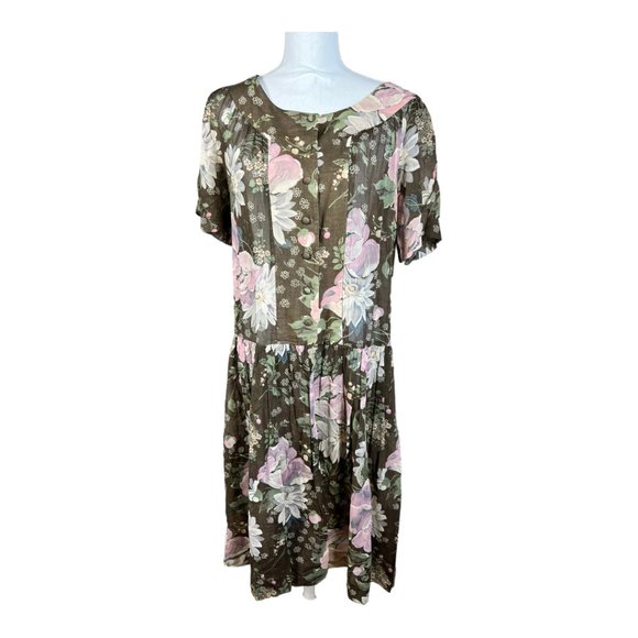 Aunt Abigail's Attic Country Dress - Picture 3 of 8